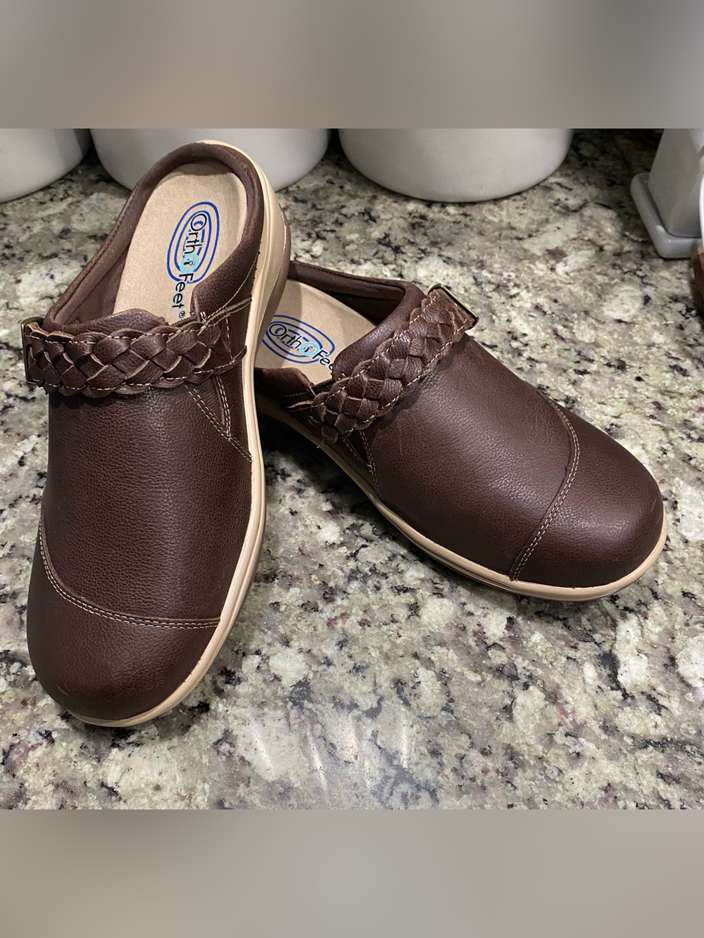 Orthofeet Irma Clog women’s size 8.5 D (wide) brown color